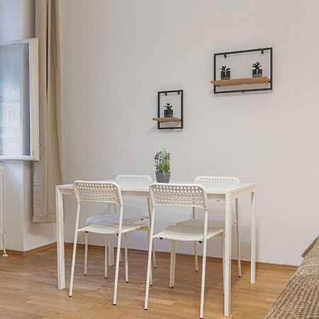 Pleasing 2Br Apt.-Perfect For Longstays Vienna Luaran gambar