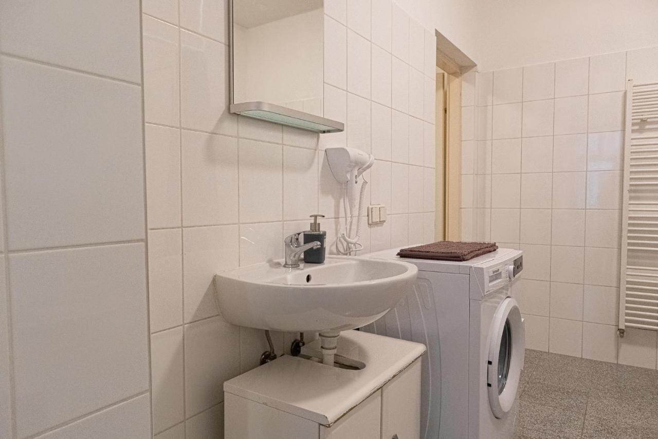 Pleasing 2Br Apt.-Perfect For Longstays Vienna Luaran gambar